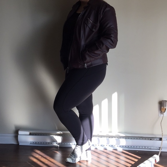 Fake leather jacket - Picture 2 of 2